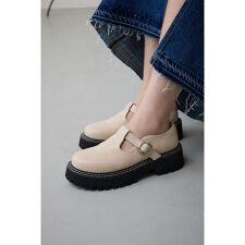 Tストラップ厚底ローファー