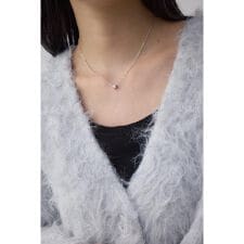 アズールバイマウジー(AZUL BY MOUSSY)のラインストーンクローバーネックレス