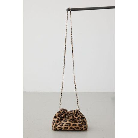 [^ԁF250IAC55-1331]^`F[|VFbgobO |CgԂ̂fގgN炵|VFbgobOBfBe[RpNgTCYȂ}`ƂƂĂ邽ߌڈȏ̎[́Bv`F[oBĂł̃R[fBl[gCɃghCNɁBfރJrɂۊǂȒPȂ̂łBGꂽ܂܂ŒԕuȂfނƖȂ悤ɕۊǂĂBڐ邱Ƃ܂BSLVɂ͕\ʂɌ̂ɃfP[gȑfނgpĂ܂BgpA̕Ƃ̎CɂA\ʂLYt\ʊω\܂Bfނ̓A\ʂɃV܂ӏ܂̂ŁA\߂BBLKSLV250ISC55-470J̃s[giłB[ӎ]摜̏i̓TvłBۂ̏iƎdlAH኱قȂꍇ܂B摜̏i͌̏Ǝ˂pxAg̃j^[ɂAƐFقȂꍇ܂BpA舵̍ۂ́AAeV^OmFB