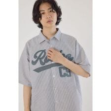 ロデオクラウンズ ワイドボウル(RODEO CROWNS WIDE BOWL)のアップリケカレッジシャツ