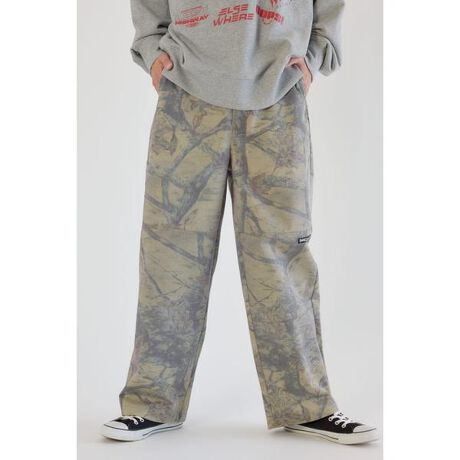 [^ԁF421IAR31-0961]|CgGɓĐn{ꂽ_uj[dlőϋv̂Iȃ[NpcBfBe[ƑڂɂƂ[YtBbgœ₷}`Ɏg_uj[fUCBGɂl[ANZgɂȂĂ܂BX^COTVcXEFbgȂǂ킹x[VbNȃX^CO߂łBngpĂT^CcCfނ͋xגp܂Bp̌JԂɂ葽FÂP{ɈĂy݂܂BFȂ nFȂLkFȂ򊴁F₠[ӎ]摜̏i̓TvłBۂ̏iƎdlAH኱قȂꍇ܂B摜̏i͌̏Ǝ˂pxAg̃j^[ɂAƐFقȂꍇ܂BpA舵̍ۂ́AAeV^OmFB