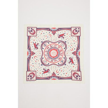 [^ԁF420ISY56-1931]fUC70SBe[Wo_ifUCx[XɒuAfIɃAWo_iBEGX^`[tꂽIWip^[|CgBʏ̃o_iTCY傫̂ŕLV[ły݂܂BfBeB[dȂA芴̂fނłBX^COwAAWŎꂽAxgƂăEGXgɊƃ}`Ɋpł܂BobN̎蕔ɂ邭ƊtANZgƂĂłBfނ́Ay()ĉB[ӎ]摜̏i̓TvłBۂ̏iƎdlAH኱قȂꍇ܂B摜̏i͌̏Ǝ˂pxAg̃j^[ɂAƐFقȂꍇ܂BpA舵̍ۂ́AAeV^OmFB