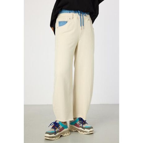 [^ԁF420ISR31-3421]|CgEGXg̐؂ւfUCghCNȃXEFbgpcBI[V[YpłA񂵗͂\pcłBfBeB[r̓J[uVGbgɎdグ܂Bd˒̂悤ȃ_uEGXgfUCɂȂĂAEGXgɂ̓XshʂAEGXgɂ̓fjƓl̎pb`A|Pbgɂ͎hJsXl[t܂BX^COǂȃACeƂQłAEGXg̃fUC|CgɂȂ̂ŒZ̃gbvX^bNCX^C߂łBnƌ݂̂30^10CVC(ȍ̃|GXeagppC󐶒n)gpĂ܂BEGXg|PbgARC|PbgA|Pbgɂ10ozCfBSfjgpĂ܂Bfj́AH̏オɌ̍ꍇ܂Ai̓ƂȂ܂̂łBfj́AoN򉻂ɂFN\܂BFȂ򊴁FȂLkF聡@nFȂ[ӎ]摜̏i̓TvłBۂ̏iƎdlAH኱قȂꍇ܂B摜̏i͌̏Ǝ˂pxAg̃j^[ɂAƐFقȂꍇ܂BpA舵̍ۂ́AAeV^OmFB