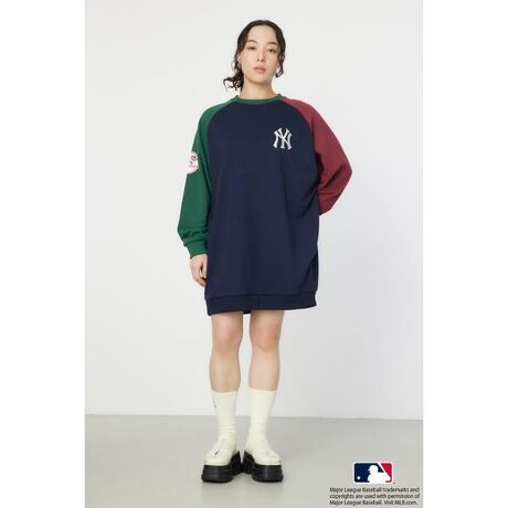 [^ԁF420ISA01-2371]|CguhIWĩ{fB[ɁAecSJ[NCW[J[ł܂Ƃ߂JWAs[XBfBeB[g̗ǂтŁAV[YXŒpł܂BX^CO炵VGbg̏o郌MXɁAOu[c킹̂߁BnzFgȂ̂ŁA̍ۂɐFڂ̉\܂BvgAhJApb`ӏ́ApEɂ惊Aꍇ܂BԂŏd˂ĕuƐFڂ̌ƂȂ܂̂ŒӂĂB|PbgFȂnFȂFȂLkFȂ