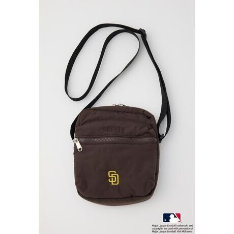 [^ԁF420ISA01-2381]|CgԂȃiCptV_[ɋcS̓IɎhJꂽfUCBfBeB[tg|PbgAC|Pbg܂Ńt@Xi[dlɂȂĂ̂ŁAgłD́BRƂVGbgAǂȃV`G[Vɂ}b`ACełBX^COԂȃptV_[Ȃ̂ŁAx[VbNJWAȃX^COɓ݂₷ACeBƂoɂg₷ȂĂ܂Bfޏ_炩ȃiCfނgpB