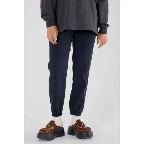 [^ԁF420IAR31-1781]|Cg̃Xgb`őlC̃h[Xgb`fނgpWOpcBCɂȂEGXg܂r̃RvbNXJo[ȂAX^CAbvłVGbg|CgBEGXgSƐLk̂鐶nŃXgXt[ȒSnBV[Y킸pł閜\{głBfBe[EGXgƐ̓SdlŁA茩悤ɃVGbgɂ܂BobN|Pbgɂ͉EɃSDl[tBX^COJWAȂ\ʊȂ̂ŁAY߂ȃVcfނ̃gbvXƂQB[YȃXEFbgjbgƍ킹ƁAɋr̃C݂邱Ƃł܂BnL񕜗ŃLbNobN̗ǂh[Xgb`fނgpXbLƂVGbg̃WK[pcBFȂ@nFȂLkF聡򊴁FȂ[ӎ]摜̏i̓TvłBۂ̏iƎdlAH኱قȂꍇ܂B摜̏i͌̏Ǝ˂pxAg̃j^[ɂAƐFقȂꍇ܂BpA舵̍ۂ́AAeV^OmFB