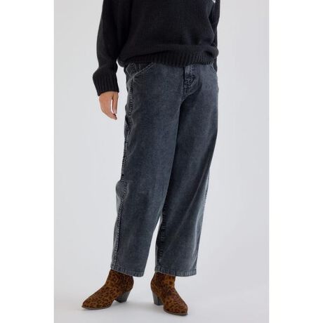 [^ԁF420IAM31-1801]|CgƓ̉HɂāA񂾂悤ȕy߂R[fCJ[pcłBN₩ȃJ[pbĝ悤ȐFƁAn̕\܂āA{ő݊̂fUCɎdオĂ܂BfBe[n}[[vc[|PbgtA[NՂ̃yC^[pcBȃfBe[ȂAۂ[YVGbgō킹₷{łBX^COx[VbNȃJ[gbvX킹΁A{gɂX^COɁBJ[m|킹ۂ́Ag[𑵂邱ƂŔhɂȂ肷AꂽۂɎdオ܂BfI炵X^CŁAvXBnȐijgpĂ邽߁AƓȃtF[hy߂܂B⒅pd˂邱ƂŁÄ{ɈĂĂƂł܂B܂A̓A̐Fڐꍇ܂̂łӂBFȂnFȂLkF₠聡򊴁FȂ[ӎ]摜̏i̓TvłBۂ̏iƎdlAH኱قȂꍇ܂B摜̏i͌̏Ǝ˂pxAg̃j^[ɂAƐFقȂꍇ܂BpA舵̍ۂ́AAeV^OmFB