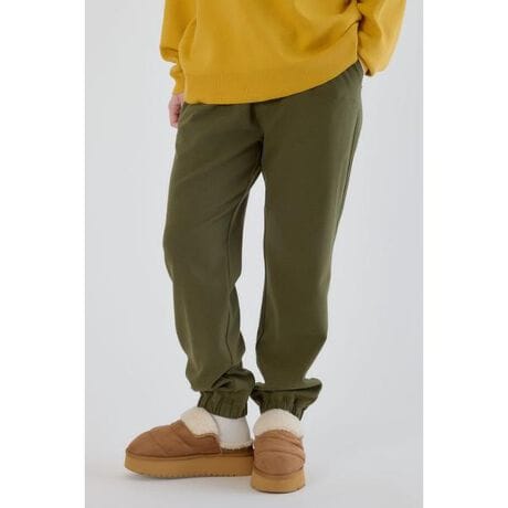 [^ԁF420IAR31-1701]|CgXgb`̂NёfނŁAKȐSñWOpcBƂȂ߂炩ȔGłBfBe[\ʂNт邱ƂŁAĝ݂^b`̃pcłBEGXg̓ɃR[htȂ̂ŃTCY\łBX^COVvȂ̂łǂȃX^Cɂ킹܂BnXgb`̂NёfނŁAۉɗDĂAłKɉ߂܂BFȂnFȂLkF聡򊴁FȂ[ӎ]摜̏i̓TvłBۂ̏iƎdlAH኱قȂꍇ܂B摜̏i͌̏Ǝ˂pxAg̃j^[ɂAƐFقȂꍇ܂BpA舵̍ۂ́AAeV^OmFB