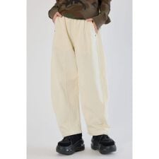 【UNISEX】SHARE バレルスウェットパンツ