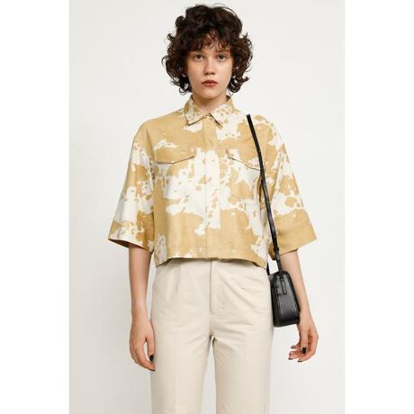 COW VEGAN SUEDE SHORT シャツ | スライ(SLY) | マルイウェブチャネル