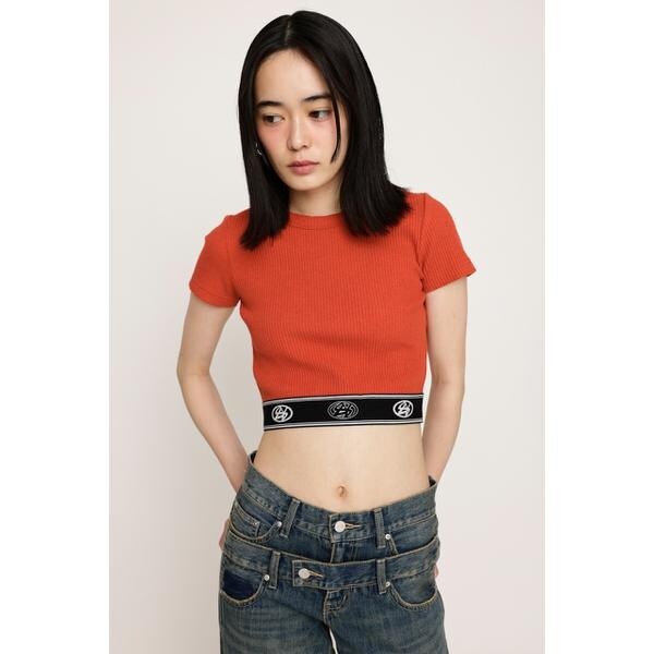 JQ SLY LOGO CROP Tシャツ | スライ(SLY) | マルイウェブチャネル