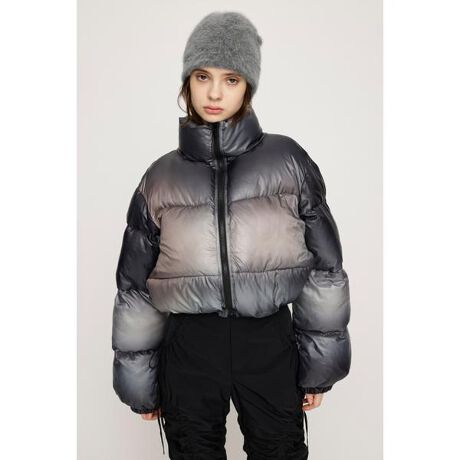 [^ԁF030HAZ30-1291]yGRADATION REVERSIBLE PUFFER JKzPOINTFSLYIWiOf[Vvgꂽo[Vupbt@[WPbgBDETAILFVvȃ\bhJ[ƂĒȂ郊o[VudlAȂ̕LĂ܂BSTYLINGFx[VbNȌ`Ȃ̂ŁAJWAȃX^CO͂A~j̃{gX킹̂߂łBFABRIC^MATERIALFTXeBiufނłA_E̕ۉڎwJꂽtebNgpByLOFTECH&trade; summitzۉEyʐEϋvŕ\TCN@̒ȂłB600tBp[O[X_Eۉi悻700tBp[jAɃ_EƓ̌yʐ˔Ă܂BFȂ򊴁FȂLkFȂnF聦i摜̓Tv̂߁AFTCYAfނ̍̎dlɕύXꍇ܂̂ŁA\߂Bꕔ\񏤕iɂ܂Ă͐Y̓sɂ肨͂\XƑOシꍇ܂BǉYíAꕔ̓X܁Aʔ̂Ŕ̔̏ꍇ܂B\߂B