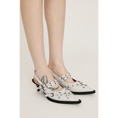 [^ԁF030ISR55-1571]yPOINTED TOE BELT SANDALzPOINTFACbgfBeB[ƃxgfUCGbW̌G炵|CebhT_BDETAILFƂ\[ŕ₷QłBSTYLINGFfUCpc̃ANZggA~h̃pcXJ[gƍ킹ƍG炵X^CO܂BFABRIC^MATERIALF\ʊ̂鍇fނgpĂ܂BSLV͔fނ̂ЂъꂽHfނgpĂ܂Bp̌JԂɂꕔE邱Ƃ܂BH̓܂̂łBCiɎԁjƌɂȂ܂̂łӂBi摜̓Tv̂߁AFTCYAfނ̍̎dlɕύXꍇ܂̂ŁA\߂Bꕔ\񏤕iɂ܂Ă͐Y̓sɂ肨͂\XƑOシꍇ܂BǉYíAꕔ̓X܁Aʔ̂Ŕ̔̏ꍇ܂B\߂B