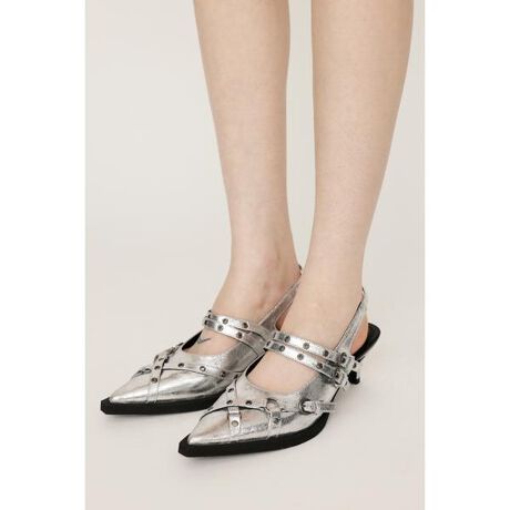 [^ԁF030ISR55-1571]yPOINTED TOE BELT SANDALzPOINTFACbgfBeB[ƃxgfUCGbW̌G炵|CebhT_BDETAILFƂ\[ŕ₷QłBSTYLINGFfUCpc̃ANZggA~h̃pcXJ[gƍ킹ƍG炵X^CO܂BFABRIC^MATERIALF\ʊ̂鍇fނgpĂ܂BSLV͔fނ̂ЂъꂽHfނgpĂ܂Bp̌JԂɂꕔE邱Ƃ܂BH̓܂̂łBCiɎԁjƌɂȂ܂̂łӂBi摜̓Tv̂߁AFTCYAfނ̍̎dlɕύXꍇ܂̂ŁA\߂Bꕔ\񏤕iɂ܂Ă͐Y̓sɂ肨͂\XƑOシꍇ܂BǉYíAꕔ̓X܁Aʔ̂Ŕ̔̏ꍇ܂B\߂B