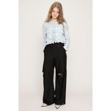 CUT OUT REMAKE STRAIGHT パンツ