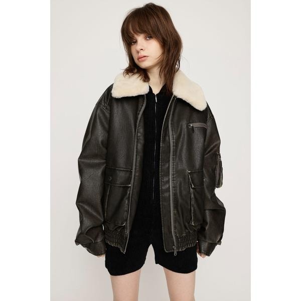 【最終価格】【美品】COMOLI ストライプブルゾン 最近、OFFICIAL WEBのTOPや、LIVE告知など、WEBや街で沢山