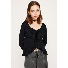 SQUARE NECK RIBBON トップス