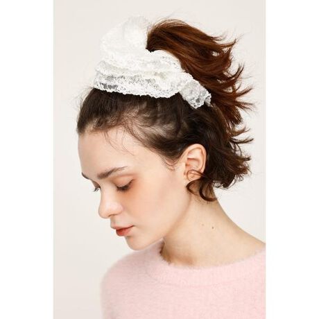 [^ԁF030IAY56-2491]yLACY SCRUNCHIEzPOINTFiȃ[Xv[cfނ̃rbOVVBDETAILF񂾎ɂЂЂƏdȂ郌[X؂₩ł܂Ƃߔ炵dグĂ܂BՂƃ{[͂Ȃ烌[X̃VA[ő@ׂA؂₩ȈۂɁBSTYLINGFig͂Ap[eB[V[ɂgACełB[ӎ]摜̏i̓TvłBۂ̏iƎdlAH኱قȂꍇ܂B摜̏i͌̏Ǝ˂pxAg̃j^[ɂAƐFقȂꍇ܂BpA舵̍ۂ́AAeV^OmFBꕔ\񏤕iɂ܂Ă͐Y̓sɂ肨͂\XƑOシꍇ܂BǉYíAꕔ̓X܁Aʔ̂Ŕ̔̏ꍇ܂B\߂B