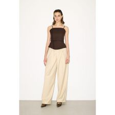 スライ(SLY)の【THROW】ASYMMETRY TUCK SLACKS