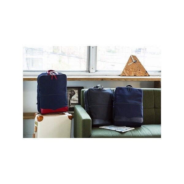 タビタス]LUXE PACK(リュクスパック)S ネイビーxレッド