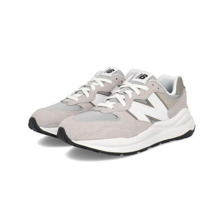 [^:3312815710574]1988NɓoꂵIt[hV[Yu576vDNApACRjbNfu574vA90N̗IȃC[WɃ_iCYu5740vB㎿ȃXG[hƃbVfނ̗pAbp[AzCgNSfx[VbNJ[ōʂAI[ZeBbNɎdグ1BȂɍ킹₷x[VbNȃJ[ł܂Ƃ߂ȂACpNĝ{[\[rbONSȂǂ̗pA͂̎Ђ݊̂ACełBNVbN_ȃbNXŁA[hȑXg[gX^C܂ŁAgĥR[fBl[gy߂܂ByABZORB(Au][u)zՌzɉAeNbVjOfށEfށFVRv/@ہEAEg\[FSEq[̍F4.0cmECY()FDEd(Б)F335g(23.5cm)ETCYF傫(l܂̂Ŗڈł)