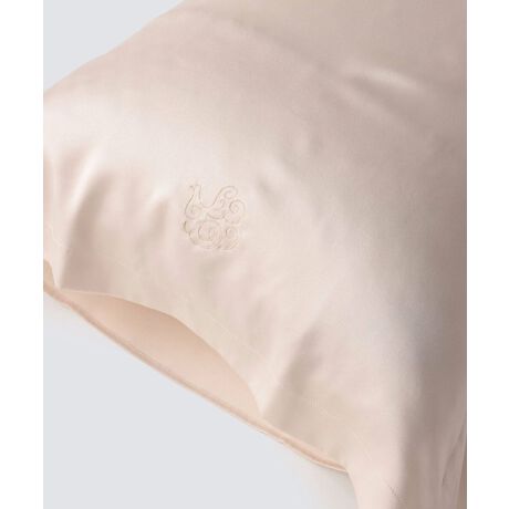 [^:22SS5SPPBUF755]Foo TokyoԂ̃VNngps[P[XB50cm x 70cm̂TCY̖܂TCYBVNLbvŔ̖тPAƂƂ͂悭mĂ܂A̖тłȂAQĂԂɃVNŃPAƂzBFoo Tokyo̒Ԑns[P[XɎdāAACRƂFoo TokyõSiB̃s[P[XłB