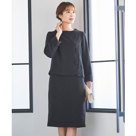 fUCƒSnɂXJ[gX[cIƂ̂X^hItJ[ɂASnƂꂳ𗼗fB[XX[cZbgAbvBÕtgɂ͑傫Ȃ݃{^Aۂ݂̃Jbgɂ_炩ۂ\Ă܂BJb`ƂƊƏ_炩炵킹AƎ()w()AȂǂ̂Ă΂ɂ͂IItBXJWAƂĂpł1łB߃|Cg1360X^Cڂ䂭ÕWPbg͐ۂJbgĂ̂BGB▭͏iłƂۂɌ܂B߃|Cg2ו܂ł蔲WPbg⍽Ƃ肠fUC񌳂ɌĂ܂B[߂̌t@Xi[ĂAyɒE\łB߃|Cg3@\IŃVGbgXJ[gTCh|Pbg̓V[dlŖڗBEGXg̓SȂ̂ŁAԂ̎TȂǈSłIxcdlɂ₷ɂĂ܂B߃|Cg4▭ȏ䊴AIꂽfނƂD̃cC[hłAn̊肪悭Sn͔QBXJ[giȈۂłB߃|Cg5܂܂ȃV[ŒpłfUCt珉ĂɂẮAƎ()w()Ȃǂ̂q܂̑؂ȍsAAEЎȂǂ̃rWlXV[ɁB܂AQϓȂǂ̊wZs⓯A₨Ȃǂ̊ՂłȂItBXJWAȂǁAI[V[Yǂ̂悤ȃV[ɂg܂BySTCYzgbvXO 53cmoXg 92cm 36cm 52cmXJ[ge 60.5cmEGXg 64cmqbv 94cmyMTCYzgbvXO 54cmoXg 96cm 37cm 53cmXJ[ge 61.5cmEGXg 68cmqbv 98cmyLTCYzgbvXO 55cmoXg 100cm 38cm 54cmXJ[ge 62.5cmEGXg 72cmqbv 102cmԂۂĂ߂̒ӓ_Eu܂ĂȂ܂gpBEFꍇ܂̂ŁÄߗނƂ͕ĐĂBEAC͂ĕzgpBEGꂽ܂܂̕uⒷԂ̐ZЂ͂ȂłBEVȂ悤Ɍ`𐮂AA̕ŎRĂBE􂢂łȂꍇAƒł̐􂢂͔XɂkBEL舵@ȊOł̐FAk݂ɂ܂Ă͐ӔC𕉂˂܂BӎEYɂF╿኱قȂꍇ܂BEʎYɂْf@̊֌WALq@}2`5cm̍ꍇ܂BE̐i͑σfP[gȑfނgpĂ܂̂ŁApۊǂ̍ۂɂ́AC|ɏ\ӂBEĂp\RgѓdbɂẮAi̐FƈČꍇ܂BEfUC̃AeV^O݂Ăꍇ܂Ȁi͎􂢉\ȏiƂȂĂ܂BEpÂԕiA͒v˂܂B@\߂܂BԂۂĂ߂̒ӓ_Eu܂ĂȂ܂gpBEFꍇ܂̂ŁÄߗނƂ͕ĐĂBEAC͂ĕzgpBEGꂽ܂܂̕uⒷԂ̐ZЂ͂ȂłBEVȂ悤Ɍ`𐮂AA̕ŎRĂBE􂢂łȂꍇAƒł̐􂢂͔XɂkBEL舵@ȊOł̐FAk݂ɂ܂Ă͐ӔC𕉂˂܂BӎEYɂF╿኱قȂꍇ܂BEʎYɂْf@̊֌WALq@}2?5cm̍ꍇ܂BE̐i͑σfP[gȑfނgpĂ܂̂ŁApۊǂ̍ۂɂ́AC|ɏ\ӂBEĂp\RgѓdbɂẮAi̐FƈČꍇ܂BEfUC̃AeV^O݂Ăꍇ܂Ȁi͎􂢉\ȏiƂȂĂ܂BEpÂԕiA͒v˂܂B@\߂܂B