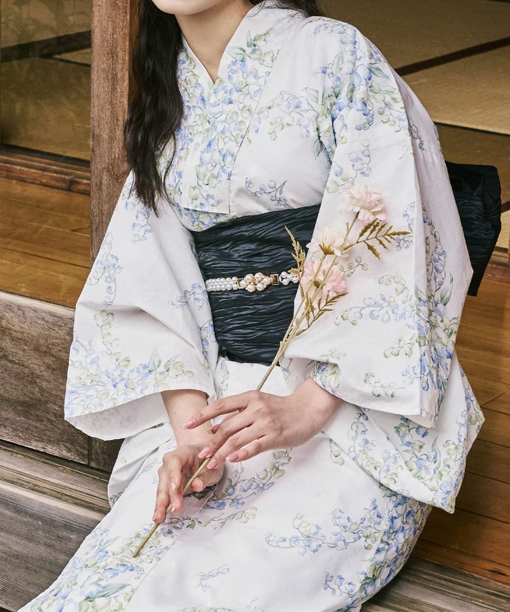 下駄つき浴衣5点セット ゆらめき牡丹 (浴衣 兵児帯 腰紐2本 下駄