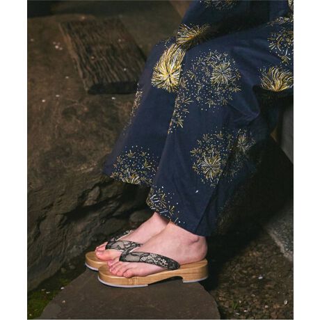 [^:LCSH-24-all]u߂ɂ͂ς艺ʂ킹IǒɂȂ̂scvȕɂ߂ȁAӂƂ߂̕@őwɂȂɂfB[XʁBƂĂ₷̂ŉčՂȂǕCxgł劈ǂȗ߂ɂ킹₷ẲʁEۂ؂̃[X@ʁEẴ[X@ʂ3^Cvpӂ܂Bm[}̕@8FA[X@6FWJȂ̂łD݂łIтBJ[oG[VEm[}@zCgFVvȔ͒WFR[fɂ߁BubNFlۂ߂Ȃ獕IbhF[݂̂Ԃŉ؂₩ɁBLFƂyFōۂFBsNFFŉ炵_IlCr[FZ̓N[ȑl̈ۂɁBp[vFÓT`ꂽFŃgȕ͋CBCguEF肰ȂF̂悤ȈFBE[X@ԁF[X~nŏiȃzCgJ[Fx[W[X~x[Wnŏ_炩FBF[X~nőlN[ȈہBlF[X~O[nŃtF~jɁBnF[X~x[WnŃghCNBFsN[X~sNnň炵Bʂ̗̐ewƐlwŋނ悤ɗAӎđOɏdS悤ɂƒɂ݂ŷł߂łBƂ͂ݏo邭炢oX₷ꂢȗłBCELENߘa̖{As̐ElƂ̋ɂĐ܂ꂽAnA@AfUCAzFȂǍוɎ܂ŒJȎdŐ܂ꂽ{i߁BiɂApȂ㎿Ȏdオ͂܂B{u̕ɂ߂A߂̃tZbg\BӎEYɂF╿኱قȂꍇ܂BEʎYɂْf@̊֌WALq@}2~5cm̍ꍇ܂BE̐i͑σfP[gȑfނgpĂ܂̂ŁApۊǂ̍ۂɂ́AC|ɏ\ӂBEĂp\RgѓdbɂẮAi̐FƈČꍇ܂BEpÂԕiA͂˂܂B\߂܂B