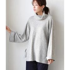 袖フレアタートルニット