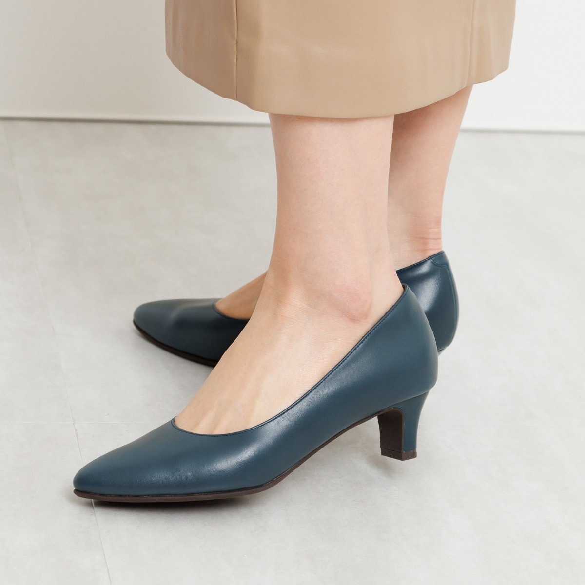 未使用級✨ 卑弥呼 快適ウォークパンプス 撥水　アーモンドトゥ ヒール 23 特別価格》快適ウォーク◇【30%OFF】【撥水】【卑弥呼
