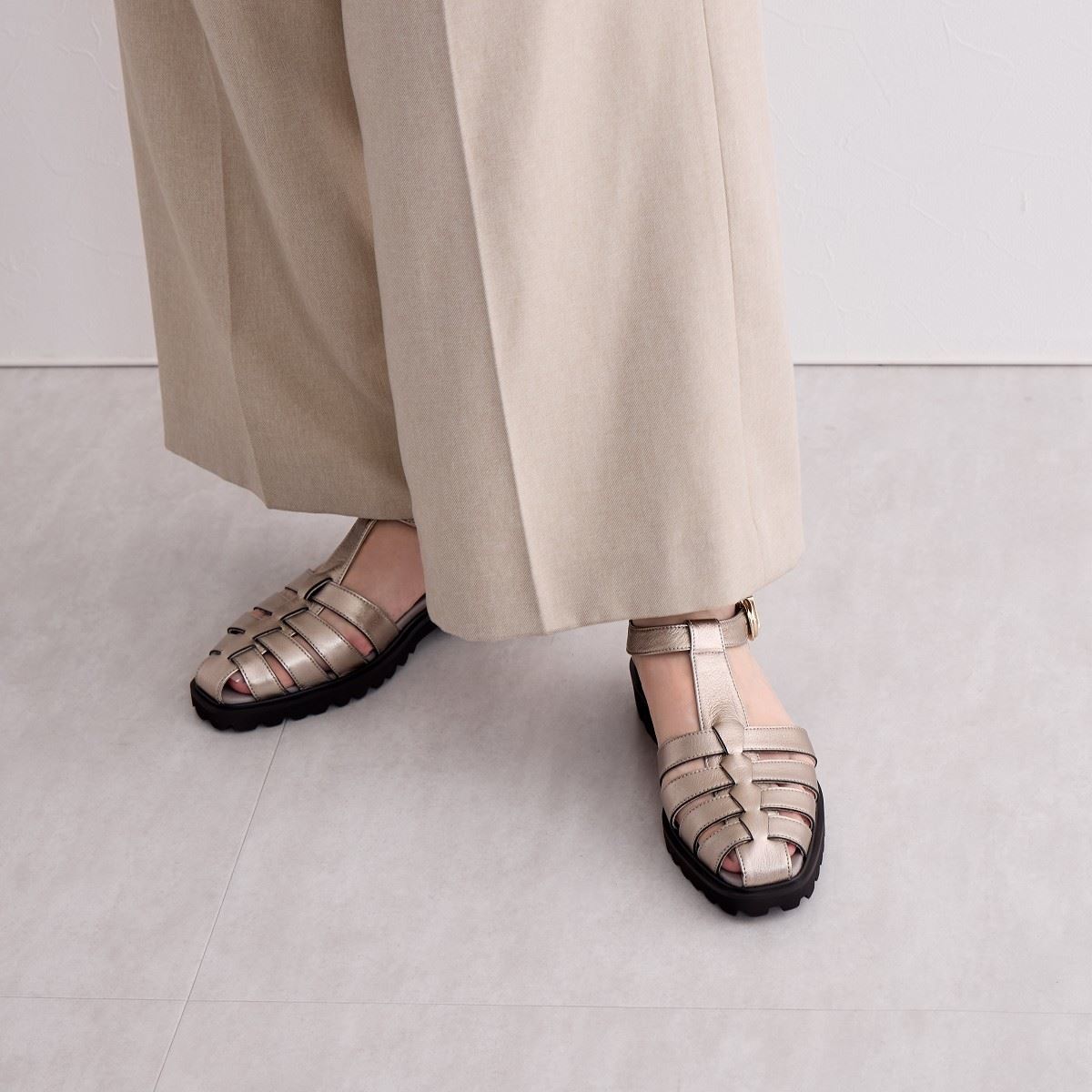 SALE/20％OFF】卑弥呼で人気の厚底グルカ【撥水】トラックソール