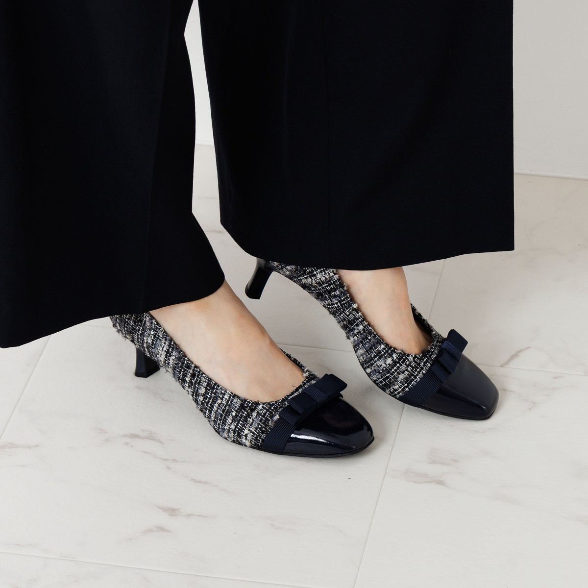 HIMIKO ベルトデザインバブーシュ23.5 ベージュ　　 定価22,000円 HIMIKO ベルトデザインバブーシュ23.5 ベージュ 定価22,000円