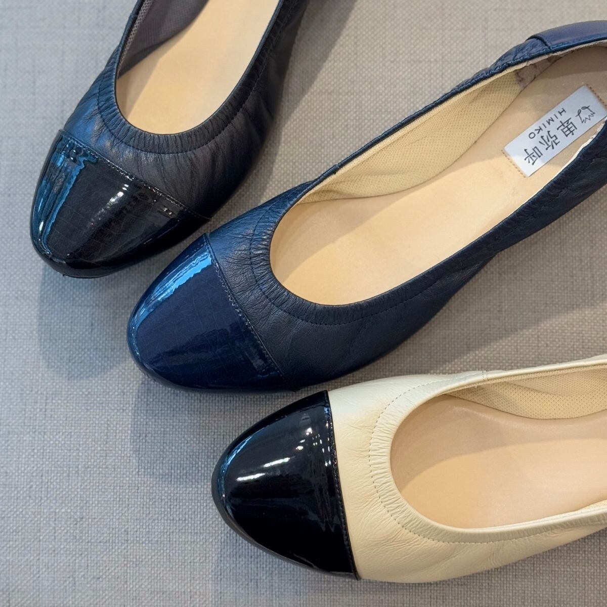 【こう】HIMIKO ストラップ付きパンプス 黒 試着のみ未使用 3.5cmヒールストラップ付ブラックパンプス/600005 | 卑弥呼公式