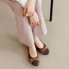 卑弥呼(himiko)の卑弥呼の走れるパンプス◇【25秋冬新作】【撥水】クロスリボンスニーカーパンプス/643301