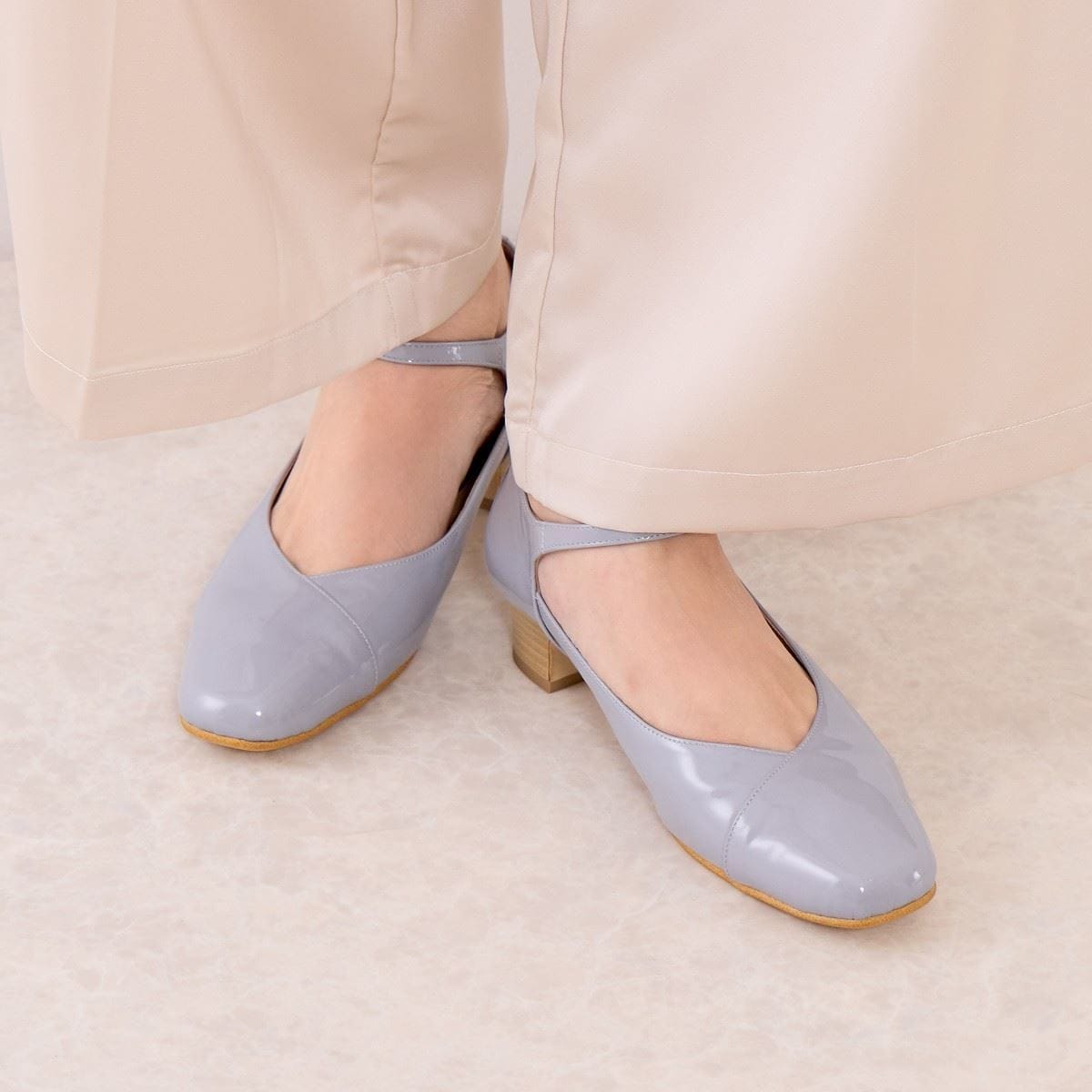 履きやすさを追求[快適ウォークパンプス]【撥水】3.5cmヒール