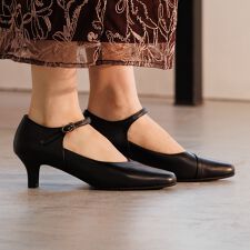 履きやすさを追求[快適ウォークパンプス]【撥水】5cmヒールストラップパンプス/605002