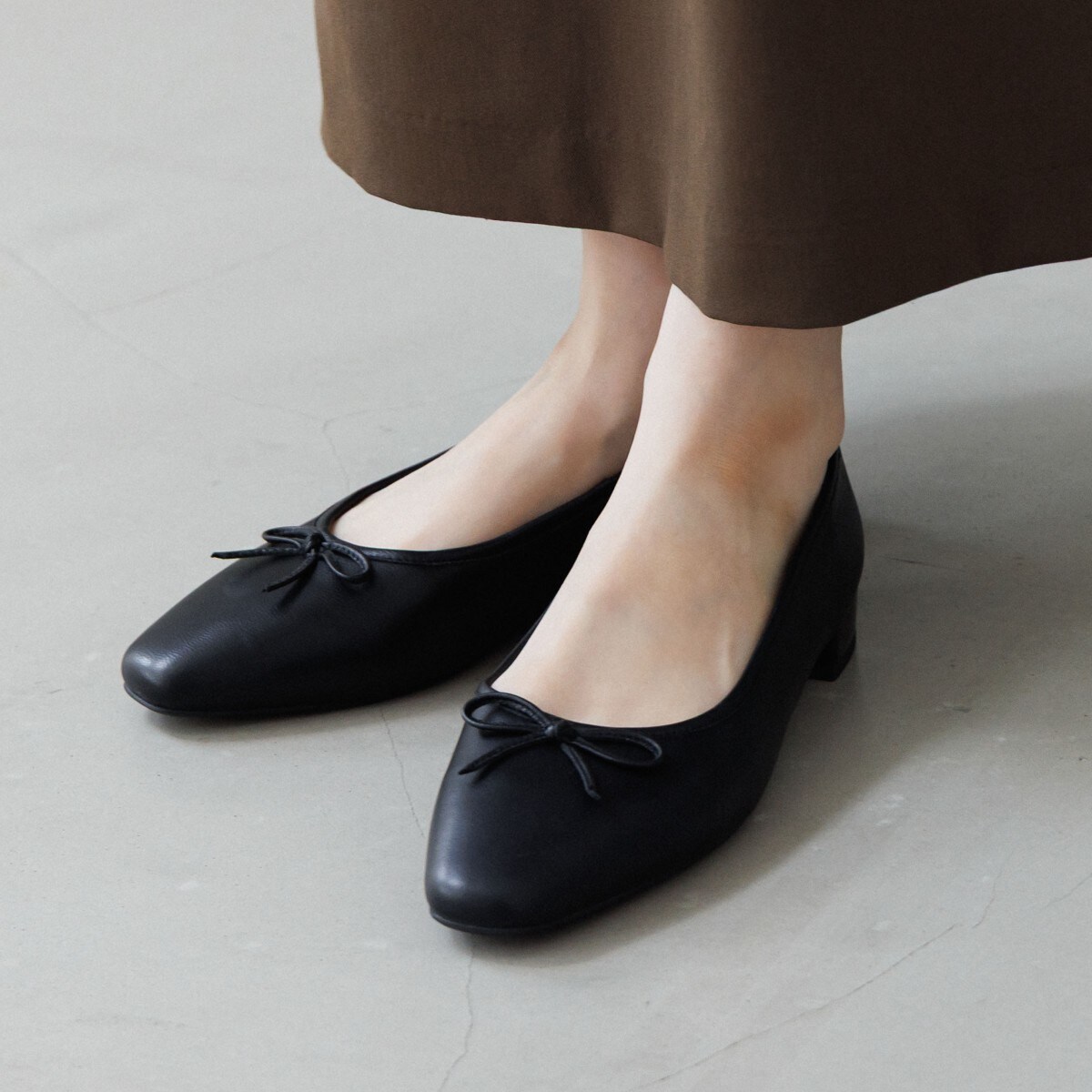 卑弥呼の限定品【WEB限定】【本革】メタルアクセントローファー
