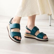 【再値下げ30％OFF！】【軽量】卑弥呼で大人気◇ソフトシープパデットサンダル/651211