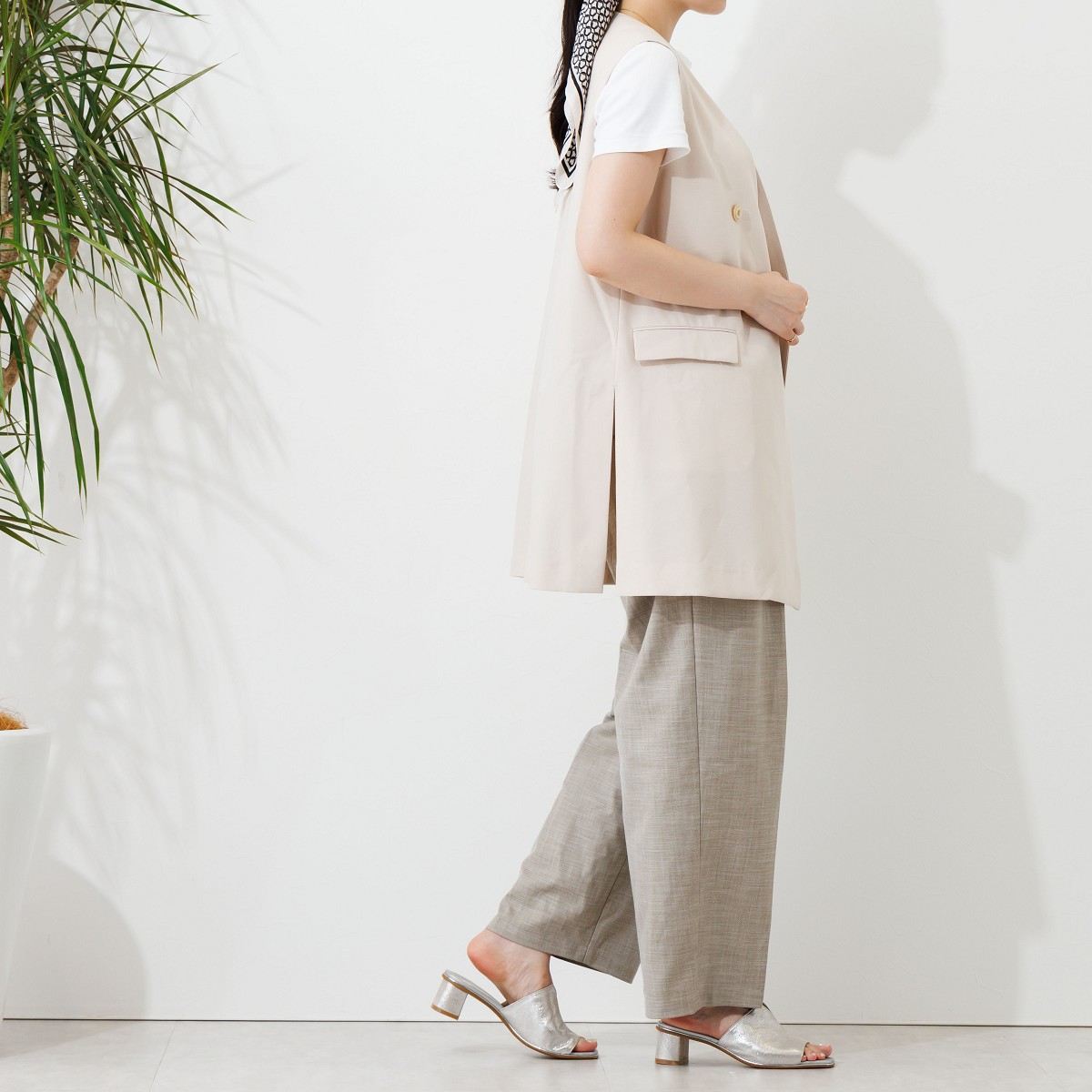卑弥呼Vカットミュールサンダル 再値下げ40％OFF》【25春夏新作】【日本製】Vカットミュール