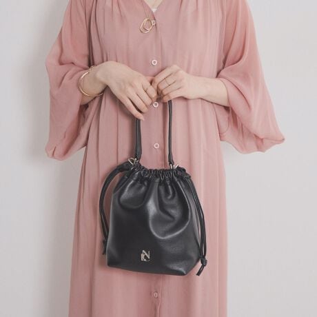 [^:554182][26,400~(ō)]HIMIKO[NICAL(jJ)]ԓ􁚃obOVoBV_[ɂnhobOɂȂ2WAYdl̋ВobO͏_炩rvgpAfC[Ɏg₷ACeB}`肠邽߃RpNgɌĎ[͔QłB Ă邾ŃR[fBl[g̃|CgɂȂVo[ACG[AԂŎg₷ubN3FWJB\ȃV_[XgbvŁAX^COV[ɍ킹Č|AȂȂߊ|ɕς܂ByrvzSFTCYF24.5cm~17cm~}`9cm@V_[Xgbv(Œ)104cmAgbvnh37cmPOINTEV_[Xgbvt̋ВobOEL߂̃}`ŃRpNgɌĎ[͔QEt̃XgbvăV_[^CvɂȂ̂\ what'swNICAL(jJ)xCONCEPT"MODE"L[[hɍ̋C肰ȂAsIŐꂽfUCĂl̏ɌV[YuhB炵t@bVyޏցAghƗSn˔ V[YĂ܂BuhEîCɓo^̂߁ViēׂȂǂ̏󂯎邱Ƃł܂̂ŁAЂo^BɂȓT邩܂y@z@X[X,KXvpuViѐ悪_炩VRт̃uV֗łjŕ\ʂ̃zRD𗎂Ƃ܂B_炩ȕzpāAvN[i[ŉ𗎂Ƃ܂BN[͑Ŝ֐L΂A]ȃN[i[cȂ悤ӂĂB@ƌ򂪏o܂BhXv[ĊĂi30bxjB͂Ah~ɂȂ܂BAߋ̃Xv[̓V~ɂȂ₷̂łӂB