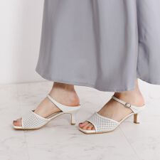 【再値下げ30％OFF！】【25春夏新作】パンチングレザーヒールミュールサンダル/651218
