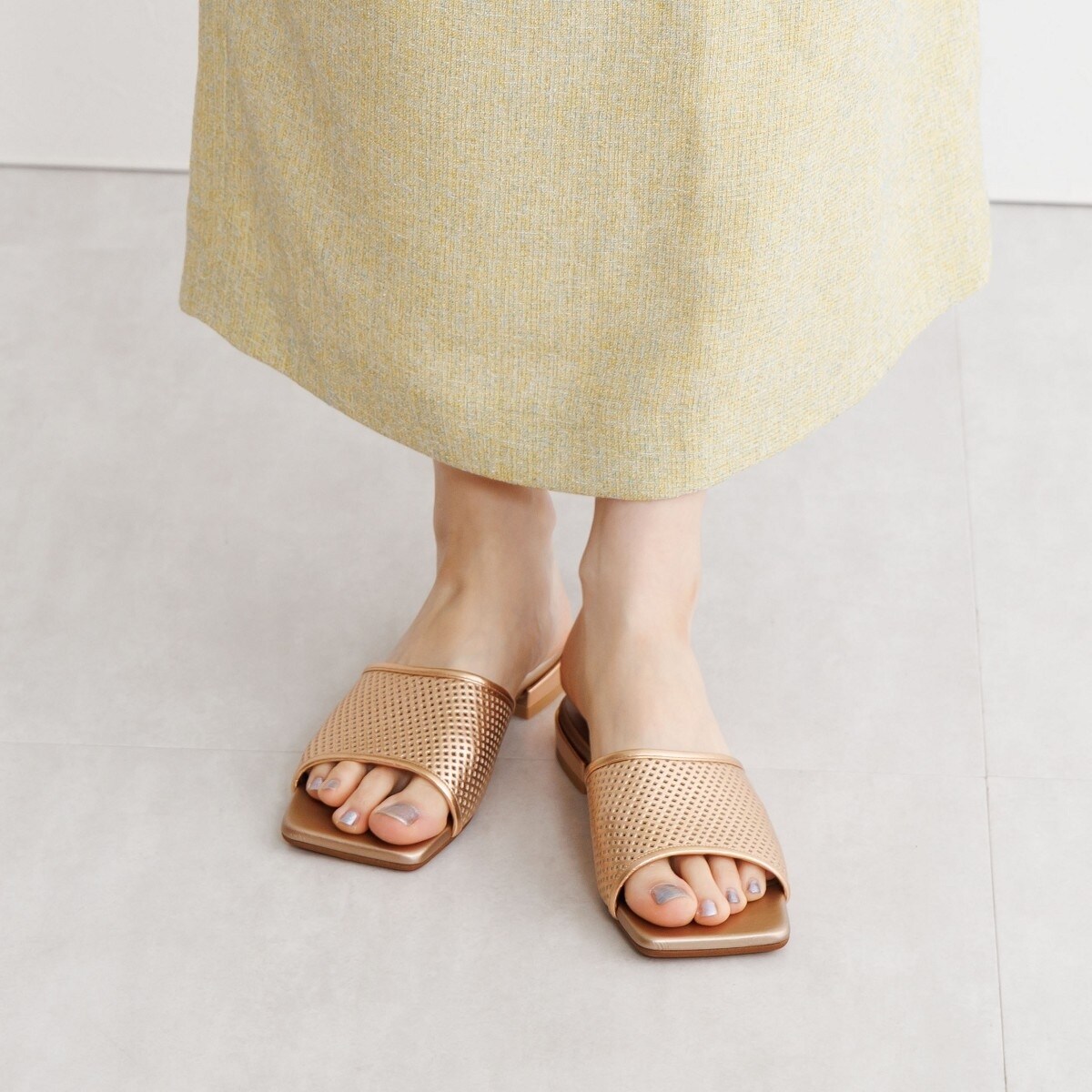 再値下げ40％OFF》【25春夏新作】【日本製】Vカットミュール