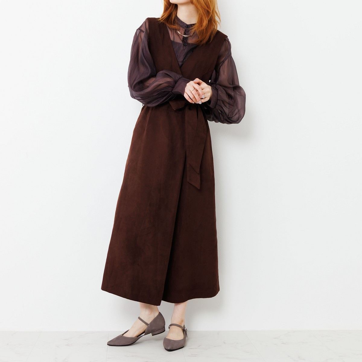 シルエットがきれい＆ストラップ【卑弥呼25AW】サイドオープンメリー