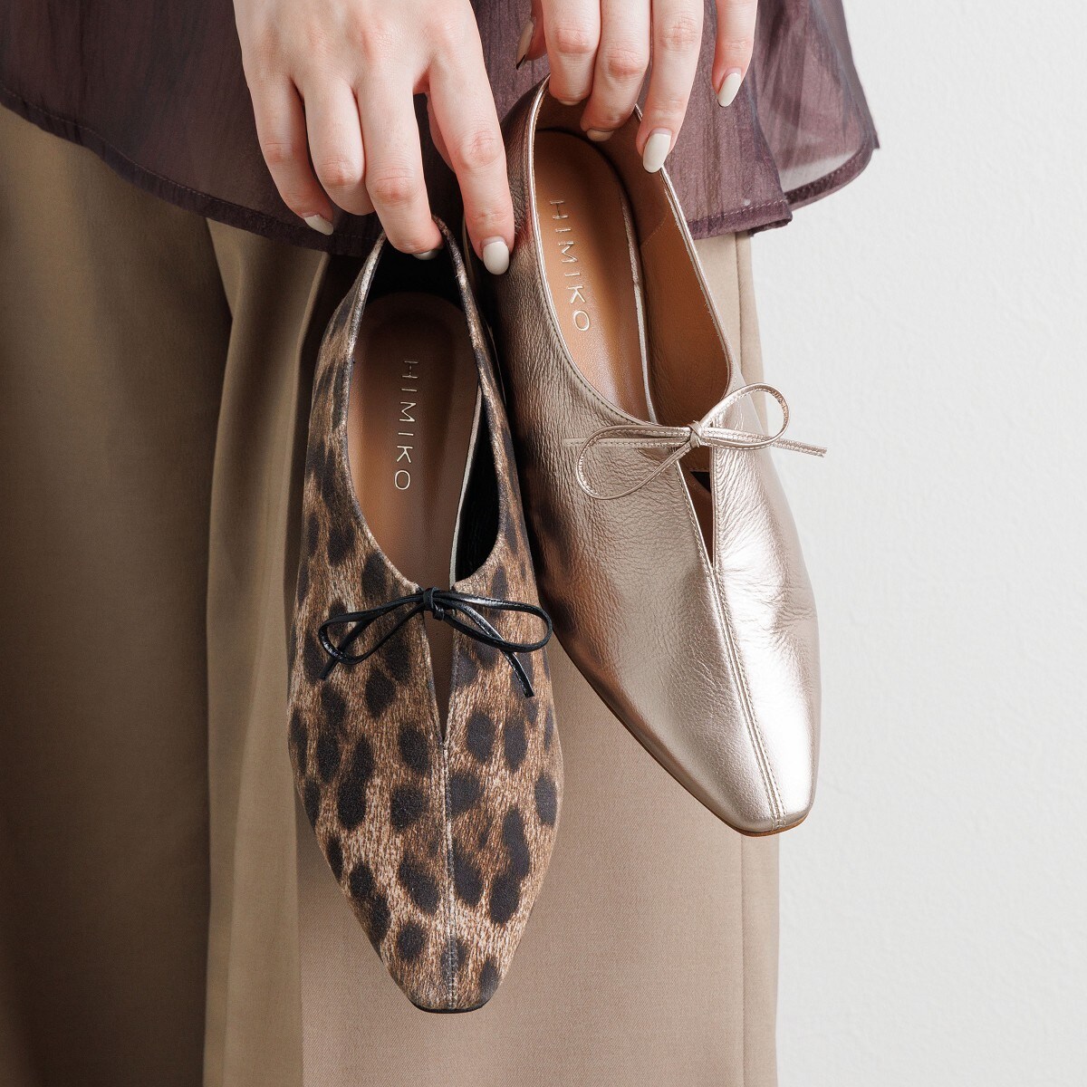 サッと履けるローヒール【卑弥呼25AW】【撥水】センタースリットリボン