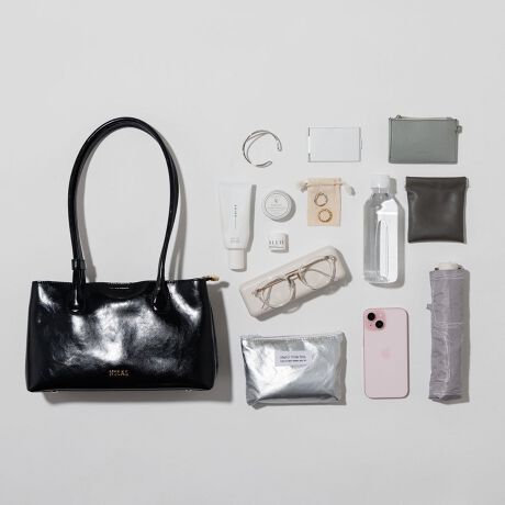 [^:554383]VvȃfUCƃOnh̃ghfUC̃obO̓X^CO̕L}`ɂg܂BIIt킸킹₷VGbgŁALC߂WPbgX^CȂǃrWlXV[łԈႢȂBו̏oꂪ₷L߂̊JŁAzAA5TCY̎蒠500mlybg{ĝ|CgłB|[`v炸̖Lxȃ|PbgAetȂǁÃfBeB[lߍ񂾃ACełBuhEîCɓo^̂߁ViēׂȂǂ̏󂯎邱Ƃł܂̂ŁAЂo^BɂȓT邩܂y@zX[X,KX PUV[L[p[ȂǂŗL΂ÅԂ̉₷܂BCpuViѐ悪_炩VRт̃uV֗łjŕ\ʂ̃zRD𗎂Ƃ܂BJȂǂŔGꂽƂ͊^IŐӂAAĉB͐@āA@ĂBElHv͂gp̕pxɂ炸AԂ̌o߂ɂĕώiׂATj܂i̕sǂł͂܂B