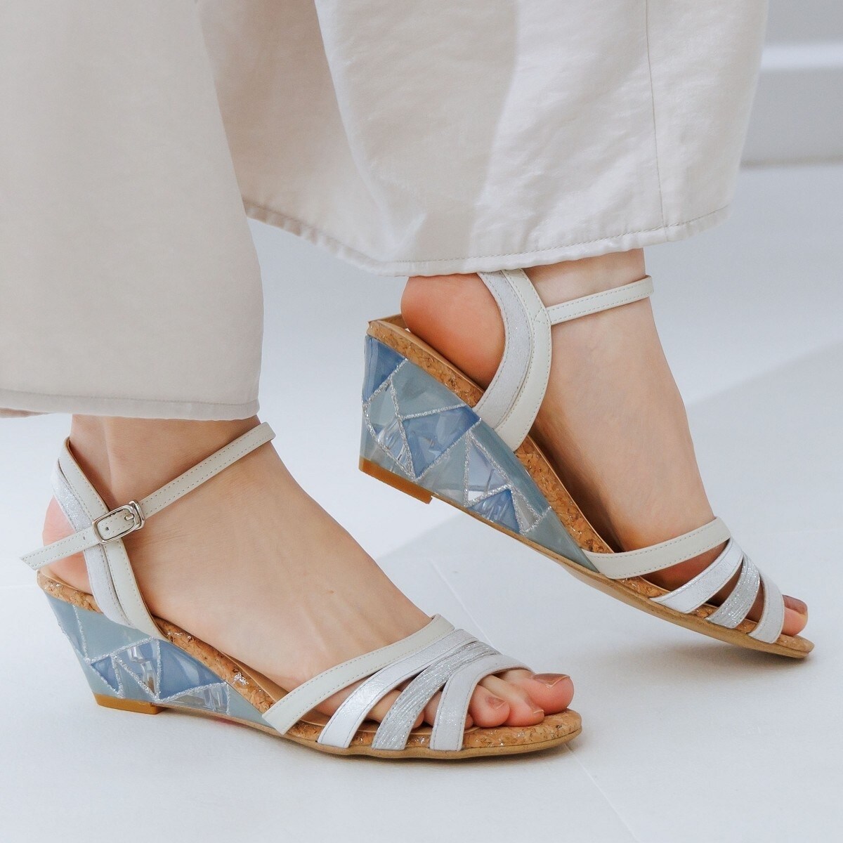 クリアヒールで足元が輝く！◇【卑弥呼26SS】ステンドグラスクリア
