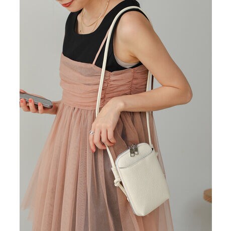 [^:6412142]BabPOINTƏ_炩ȃ~jEHbgobOłBVNH{tFCNU[́A{v畉̃V{ōY܂Bt@Xi[R̎^ɂ΂ƊĴŒg₷o₷͓̂IB̎d؂ɂt@Xi[t[\ɂȂĂ̂ŁAƐڂł܂Bƕ֗ȊO|Pbg̓X}zۂ傫łBڂeʂŁA}CTug܂Ńwr[[YԈႢȂ̃ACełBBeɂAۂ̃J[ƈقȂꍇ܂B܂AgтX}[gtHAp\RȂǂ̉ʏƎł͑FقȂČꍇ܂B܂B摜̏i̓Tv̂߁Aۂ̏iƎ኱dlقȂꍇ܂BZFíAߓxȖCGꂽԂł̖CɂAFEFڂ鋰ꂪ܂B̏íAfނ̓A̍ۂɑ̏k݂鋰ꂪ܂B͌`𐮂Ă犱ĂB̑舵Ɋւ܂ẮAiɕt̃AeV^OBîCɓo^ o^ƁAĂē׎ɒʒm󂯎邱Ƃł܂B  قɂȓT邩܂ uĥCɓo^ ViēׂȂǂ̏󂯎邱Ƃł܂̂ŁA񂲓o^