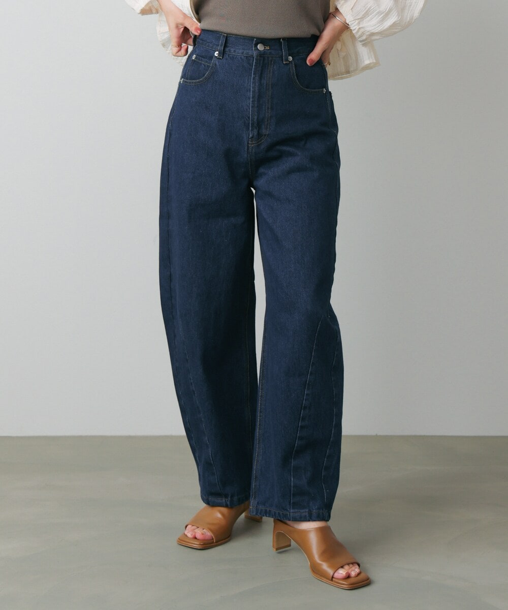 コクーンデニムパンツ