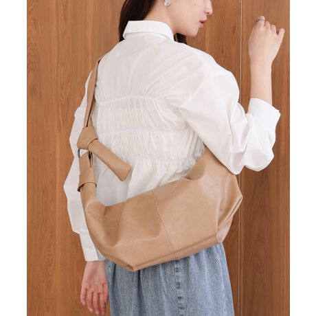 [^:6515292]BabPOINTNbT̂悤ȃRƂ`V_[obOB}`LfUCŁAڈȏ̎[́BV_[Xgbv͑߂Ȃ̂ŁAɕSɂ̂|CgBZ邱ƂŃ{fBobOƂĂg܂BFABRICɂWbvt̏Xy[X{ƂĂ邽߁A[Ȃǂ𕪂邱Ƃł܂Bn͏_炩tFCNU[ŏ_炩̂ɗDfށBCOORDINATEIItpȂ̂ŁAʋΒʊwobOAoobOATuobOAȂǕLV[łg܂BîCɓo^ o^ƁAĂē׎ɒʒm󂯎邱Ƃł܂B  قɂȓT邩܂ uĥCɓo^ ViēׂȂǂ̏󂯎邱Ƃł܂̂ŁA񂲓o^BabInstagramAJEgybab.showroomzōŐV`FbNIBeɂAۂ̃J[ƈقȂꍇ܂B܂AgтX}[gtHAp\RȂǂ̉ʏƎł͑FقȂČꍇ܂B܂B摜̏i̓Tv̂߁Aۂ̏iƎ኱dlقȂꍇ܂BZFíAߓxȖCGꂽԂł̖CɂAFEFڂ鋰ꂪ܂B̏íAfނ̓A̍ۂɑ̏k݂鋰ꂪ܂B͌`𐮂Ă犱ĂB̑舵Ɋւ܂ẮAiɕt̃AeV^OB